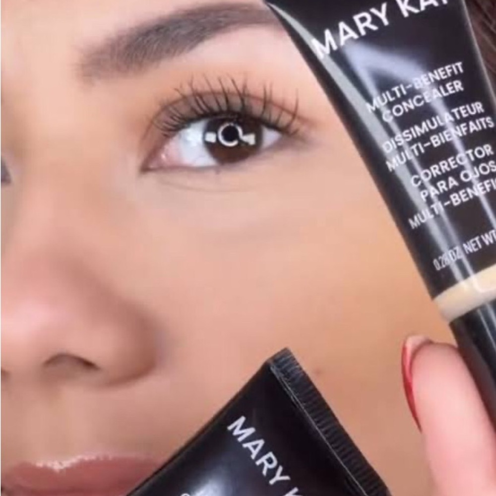 Mary Kay Multi-Benefit Concealer - Cream Light 3